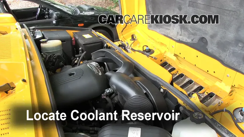 2003 Hummer H2 6.0L V8 Refrigerante (anticongelante) Controlar nivel de líquido